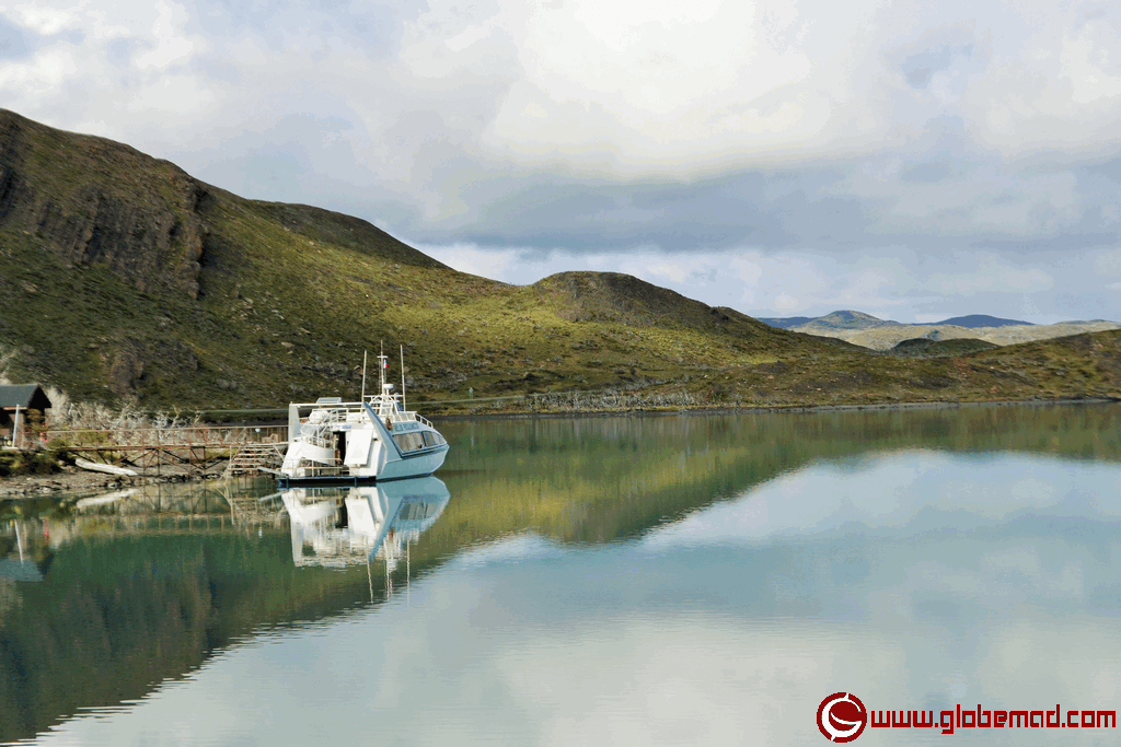 w trek torres del paine globemad boat ride lago pehoe