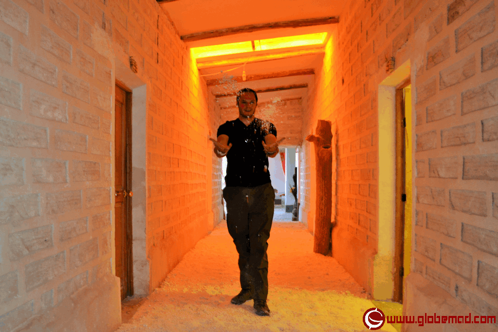 Pete Tryon travel Globemad Salt flat hotel Bolvia train