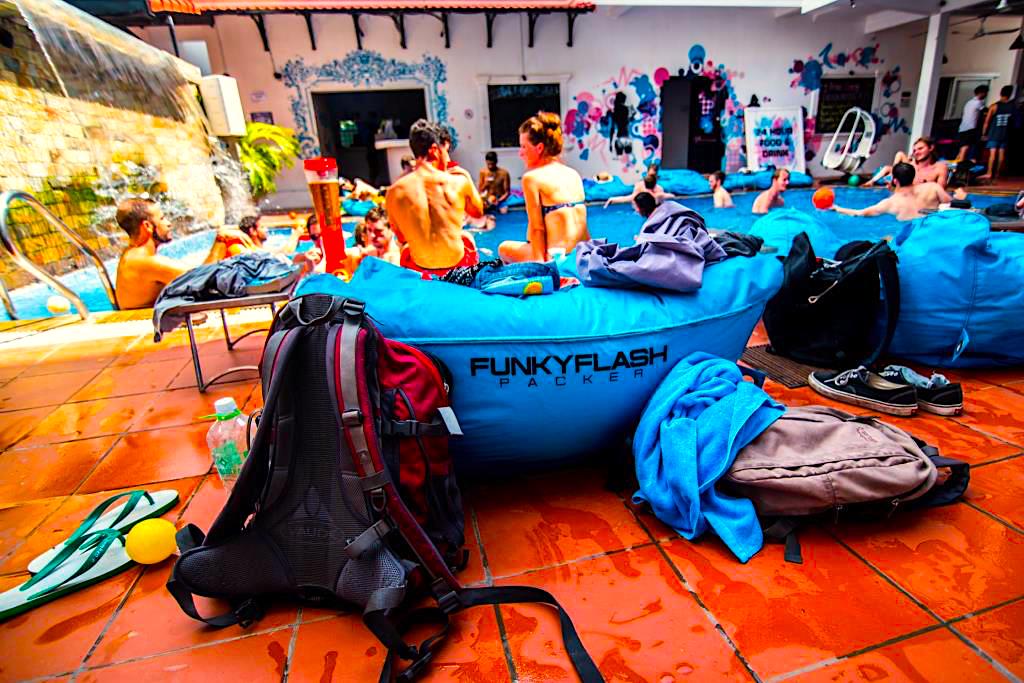 Best most stylish hotels guest house and hostels in Siem Reap Cambodia | Globamad accommodation Blog backpackers places