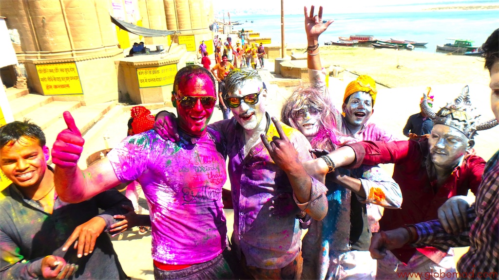 Holi festival photo ideas India photgraphy celebrate like a local backpacking in India Globmad Blog pete tryon