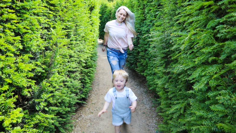 fun staycation ideas Yorkshire chatsworth hedge mazes
